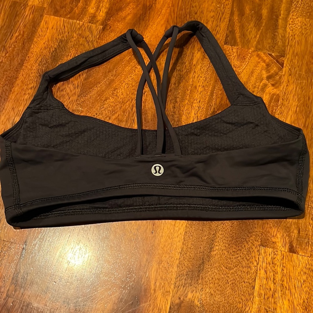 lululemon sports bra size 6